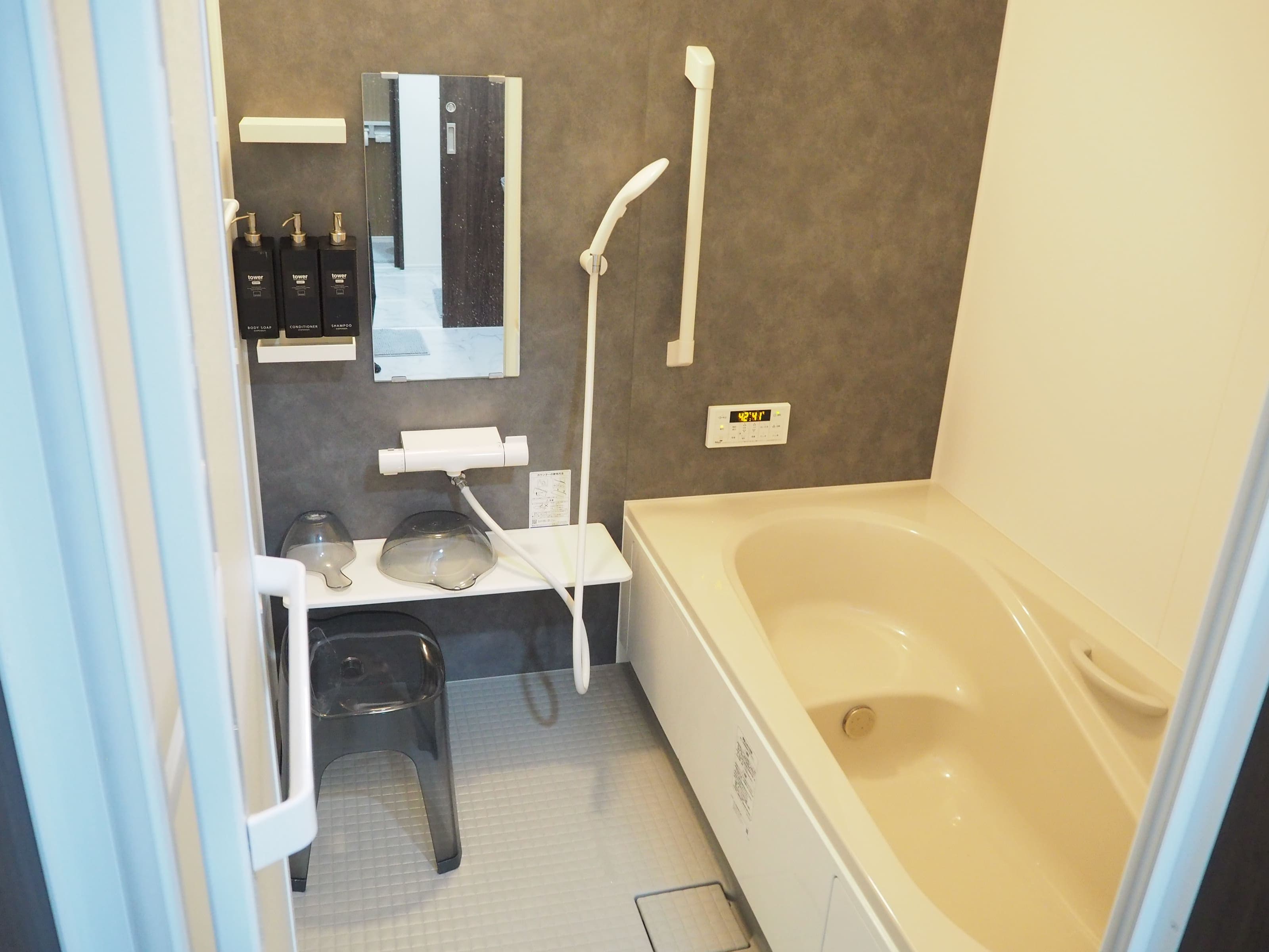 シャワールーム